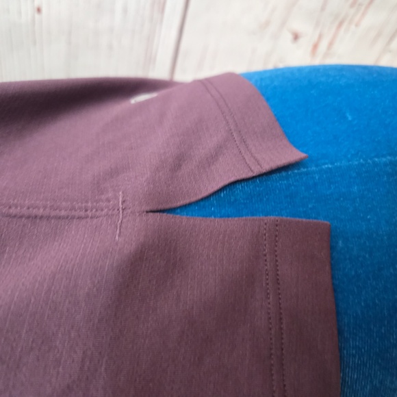 Lululemon Athletic Top Short Sleeve Size S - Picture 5 of 8